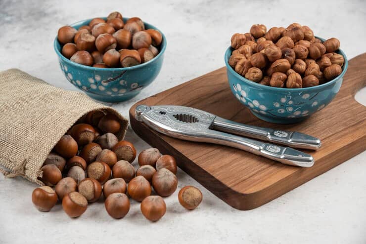 تصویر 4 از قیمت خرید فندق با پوست  با فروش عمده